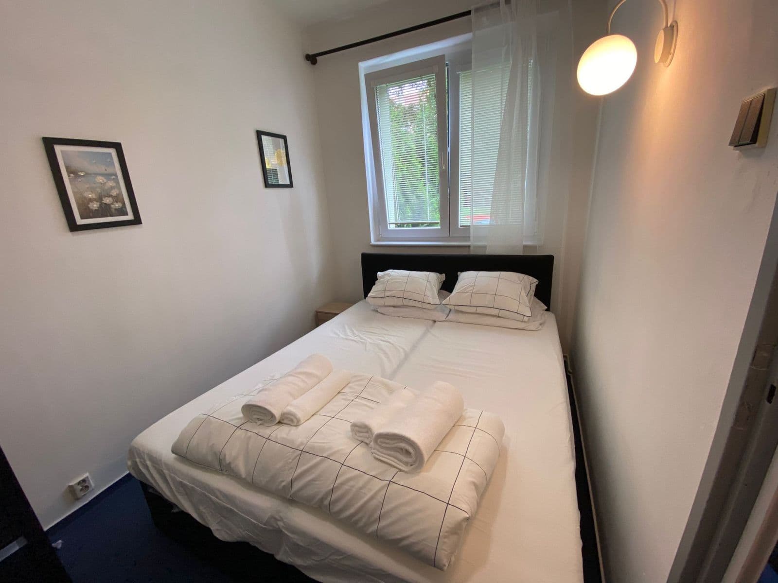 Prenájom bytu 40 m², Humpolecká, Praha, Praha Prenájom bytu 40 m², Humpolecká, Praha, Praha