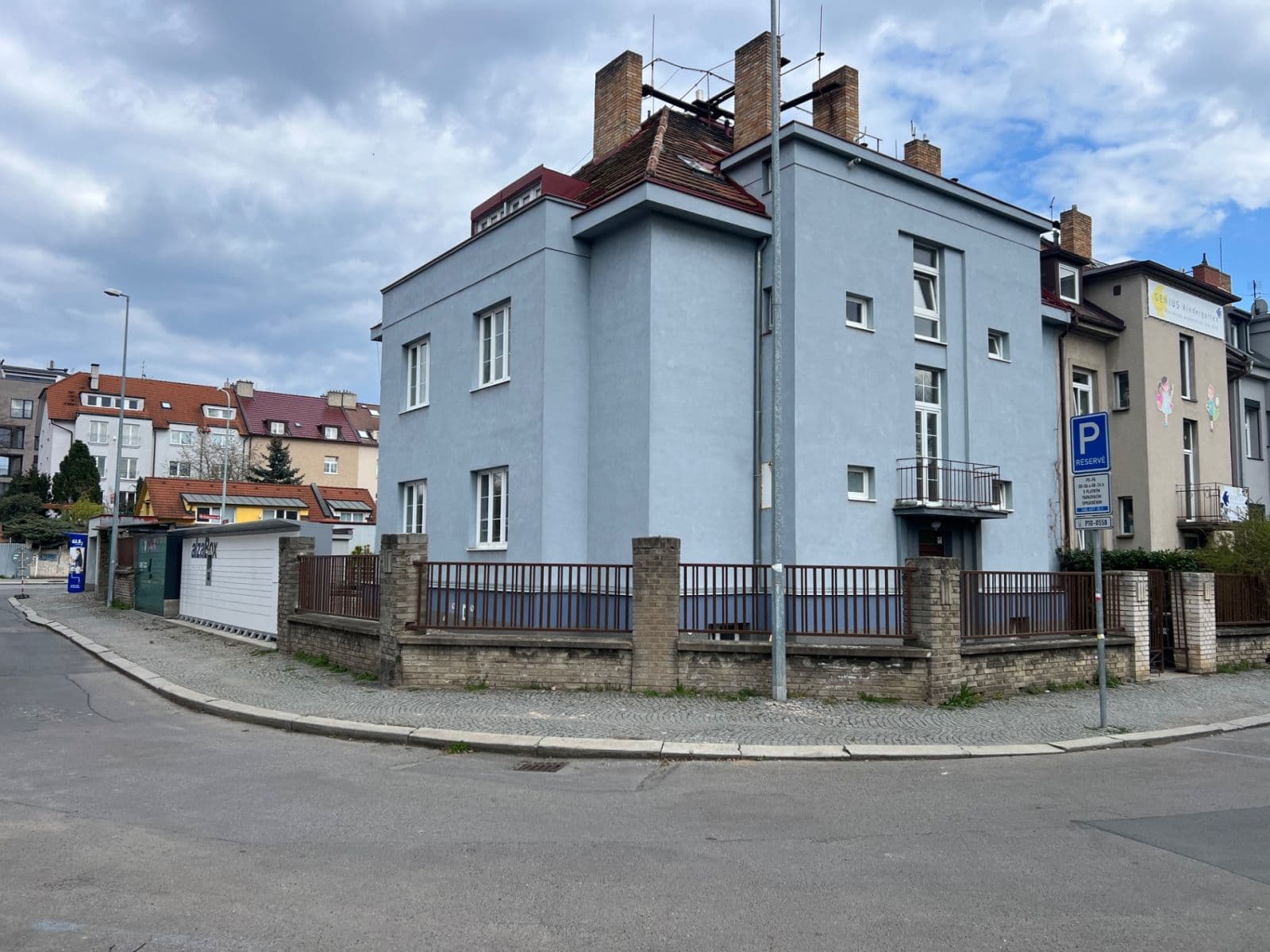 Prenájom bytu 1-izbový 24 m², Světická, Praha, Praha Prenájom bytu 1-izbový 24 m², Světická, Praha, Praha