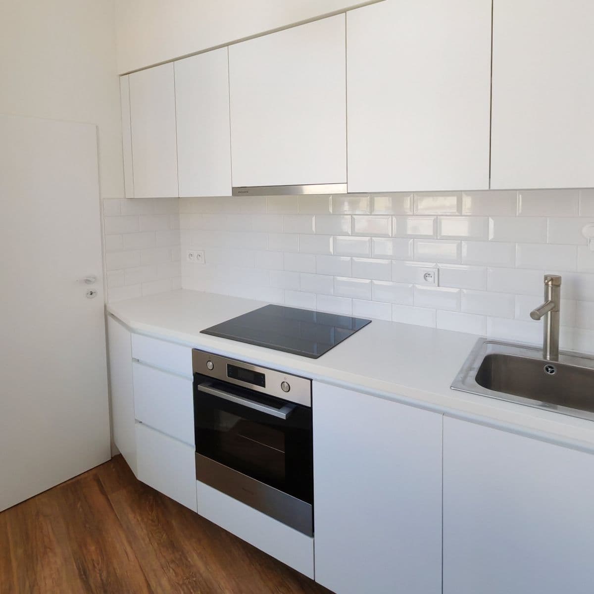 Prenájom bytu 4-izbový 112 m², Pštrossova, Praha, Praha Prenájom bytu 4-izbový 112 m², Pštrossova, Praha, Praha