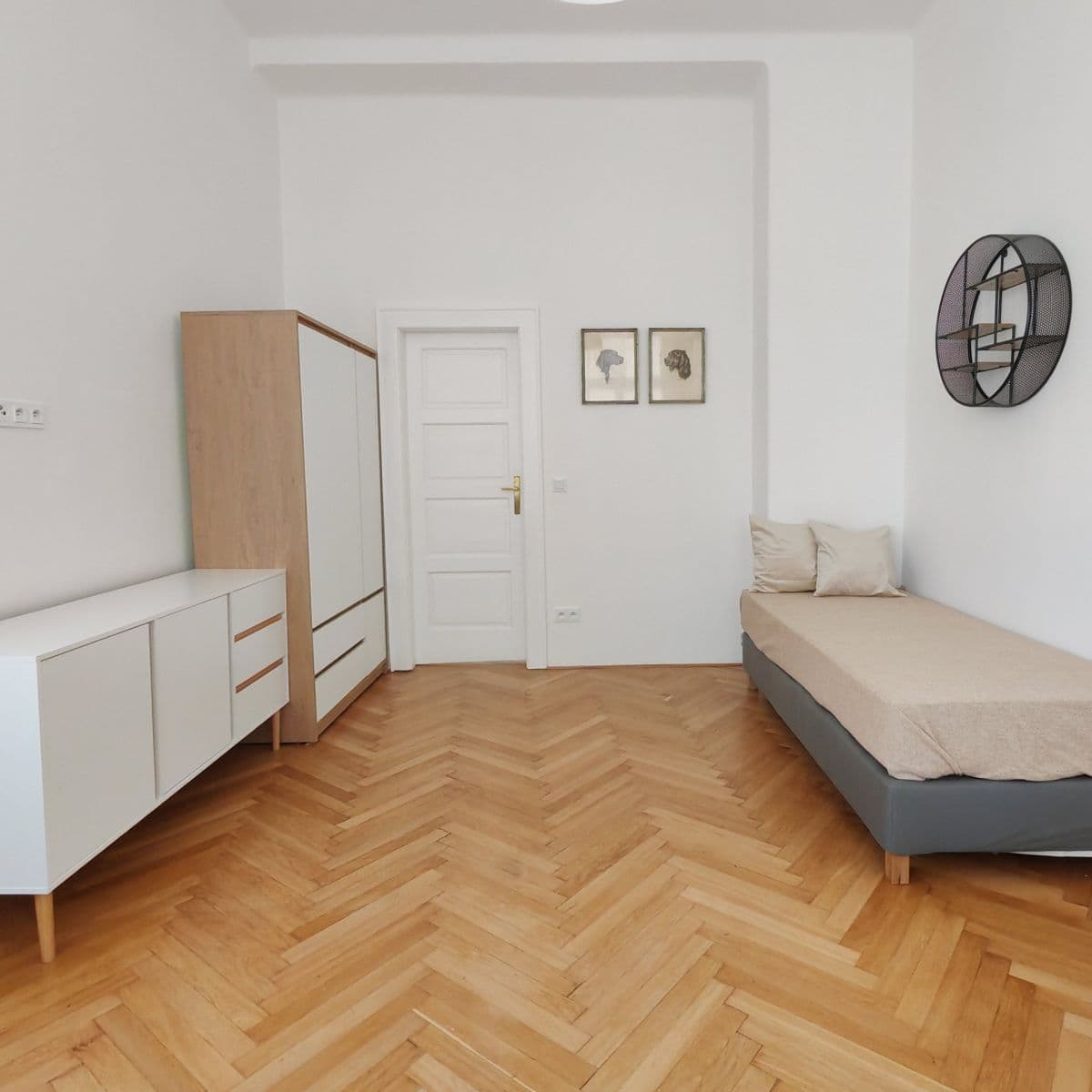 Prenájom bytu 4-izbový 112 m², Pštrossova, Praha, Praha Prenájom bytu 4-izbový 112 m², Pštrossova, Praha, Praha