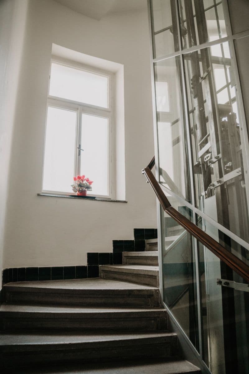Prenájom bytu 4-izbový 112 m², Pštrossova, Praha, Praha Prenájom bytu 4-izbový 112 m², Pštrossova, Praha, Praha