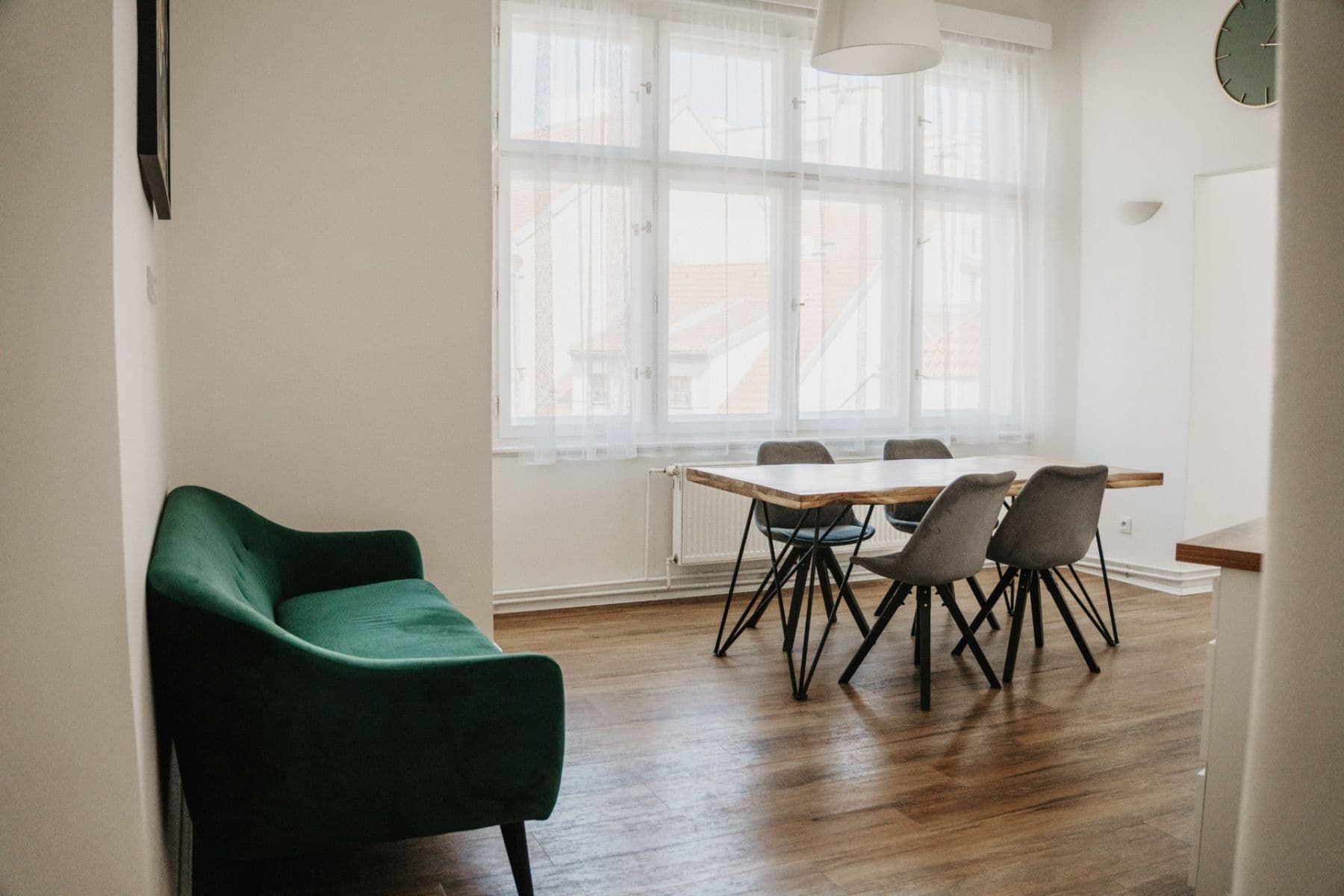 Prenájom bytu 4-izbový 112 m², Pštrossova, Praha, Praha Prenájom bytu 4-izbový 112 m², Pštrossova, Praha, Praha