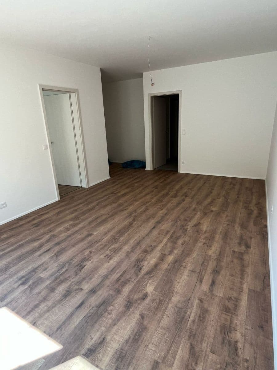 Prenájom bytu 3-izbový 92 m², Trnkova, Brno, Jihomoravský kraj Prenájom bytu 3-izbový 92 m², Trnkova, Brno, Jihomoravský kraj