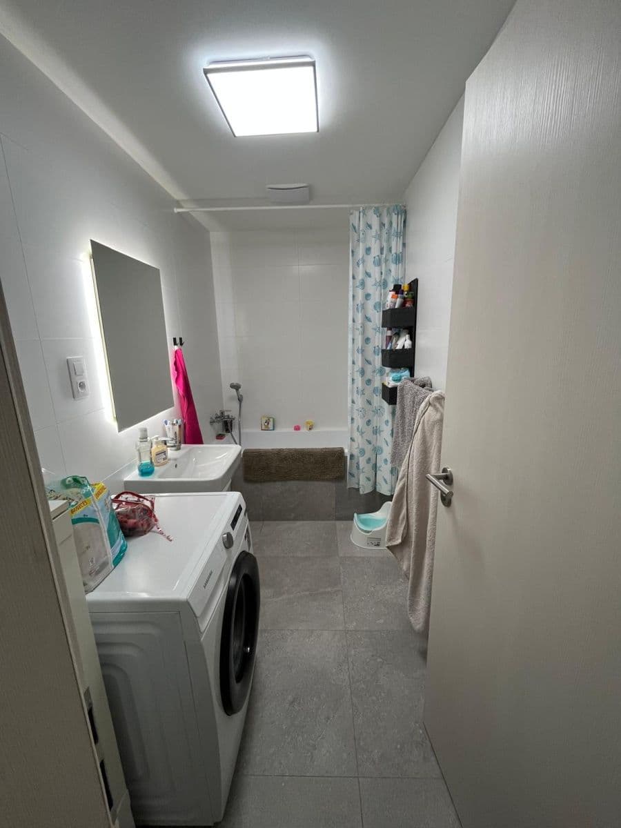 Prenájom bytu 3-izbový 92 m², Trnkova, Brno, Jihomoravský kraj Prenájom bytu 3-izbový 92 m², Trnkova, Brno, Jihomoravský kraj