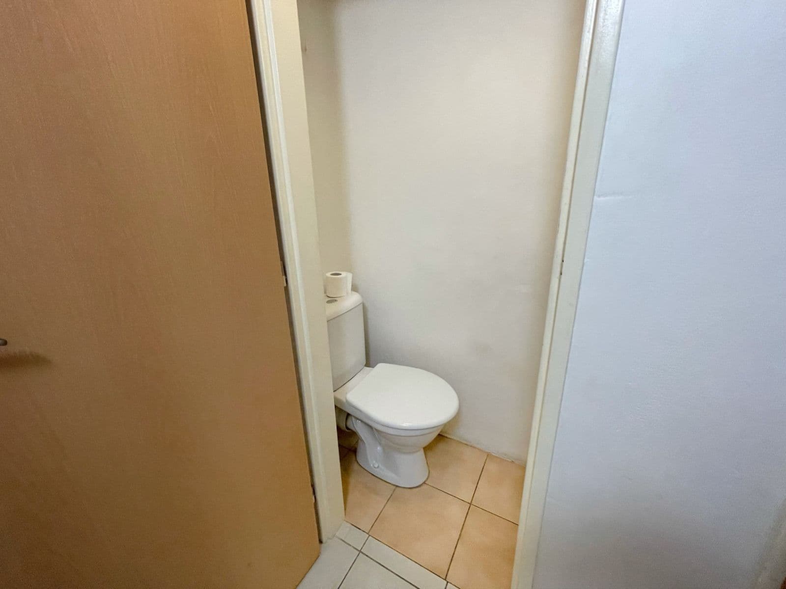 Prenájom bytu 1-izbový 44 m², Husitská, Praha, Praha Prenájom bytu 1-izbový 44 m², Husitská, Praha, Praha