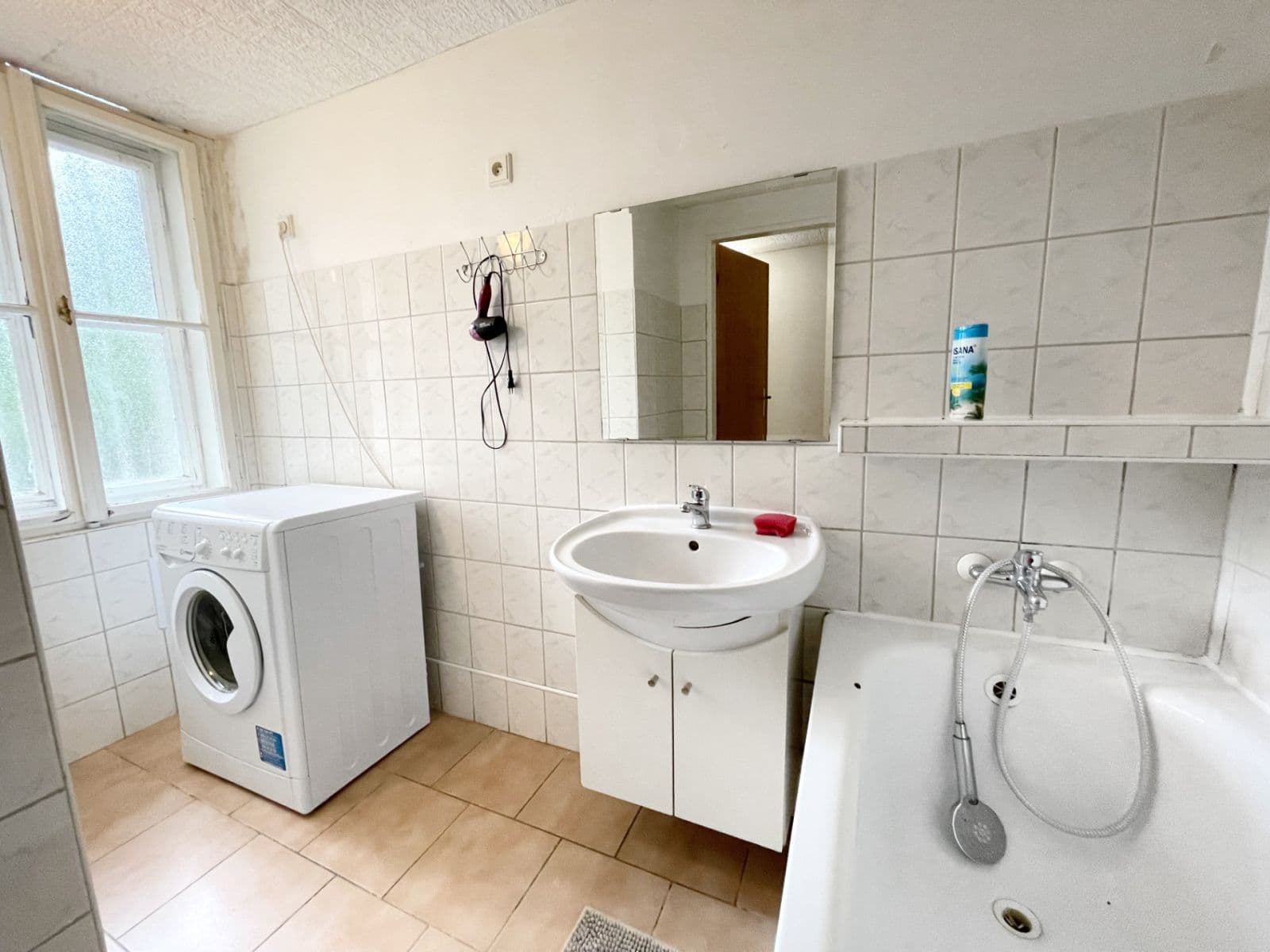 Prenájom bytu 1-izbový 44 m², Husitská, Praha, Praha Prenájom bytu 1-izbový 44 m², Husitská, Praha, Praha