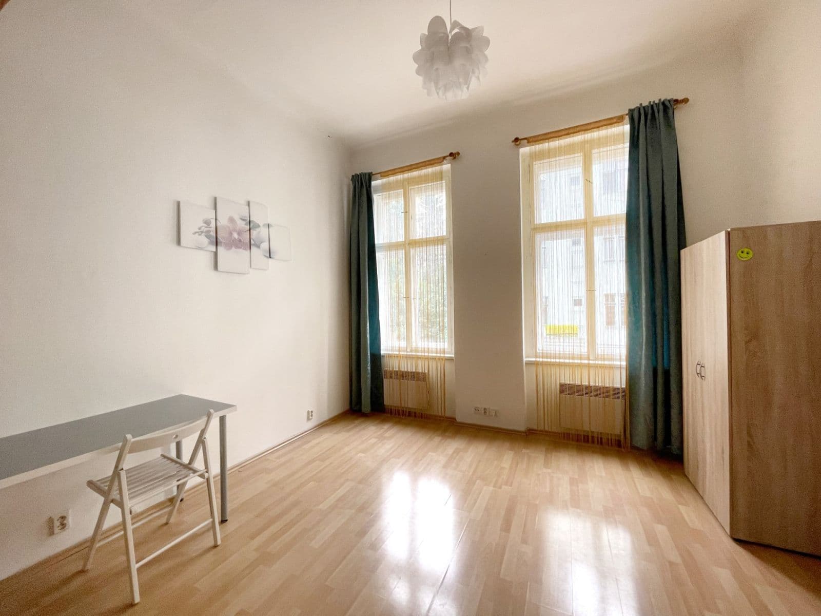 Prenájom bytu 1-izbový 44 m², Husitská, Praha, Praha Prenájom bytu 1-izbový 44 m², Husitská, Praha, Praha