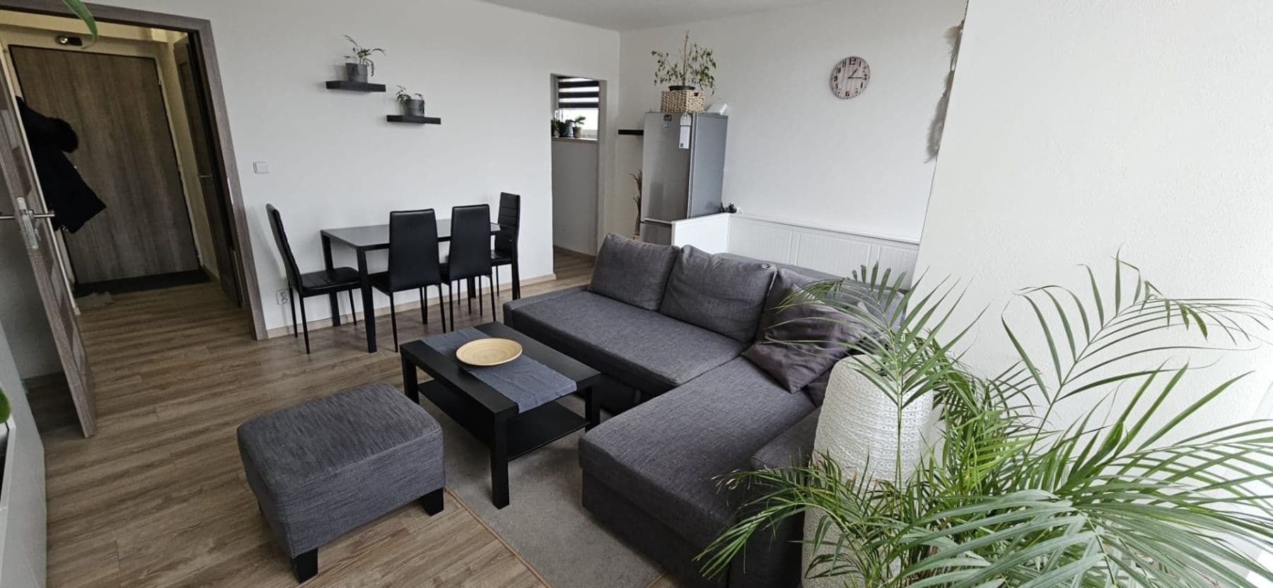 Prenájom bytu 1-izbový 33 m², Třída Míru, Beroun, Středočeský kraj Prenájom bytu 1-izbový 33 m², Třída Míru, Beroun, Středočeský kraj