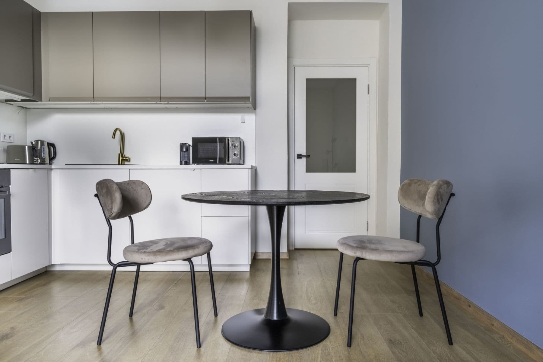 Prenájom bytu 66 m², Rostovská, Praha, Praha Prenájom bytu 66 m², Rostovská, Praha, Praha