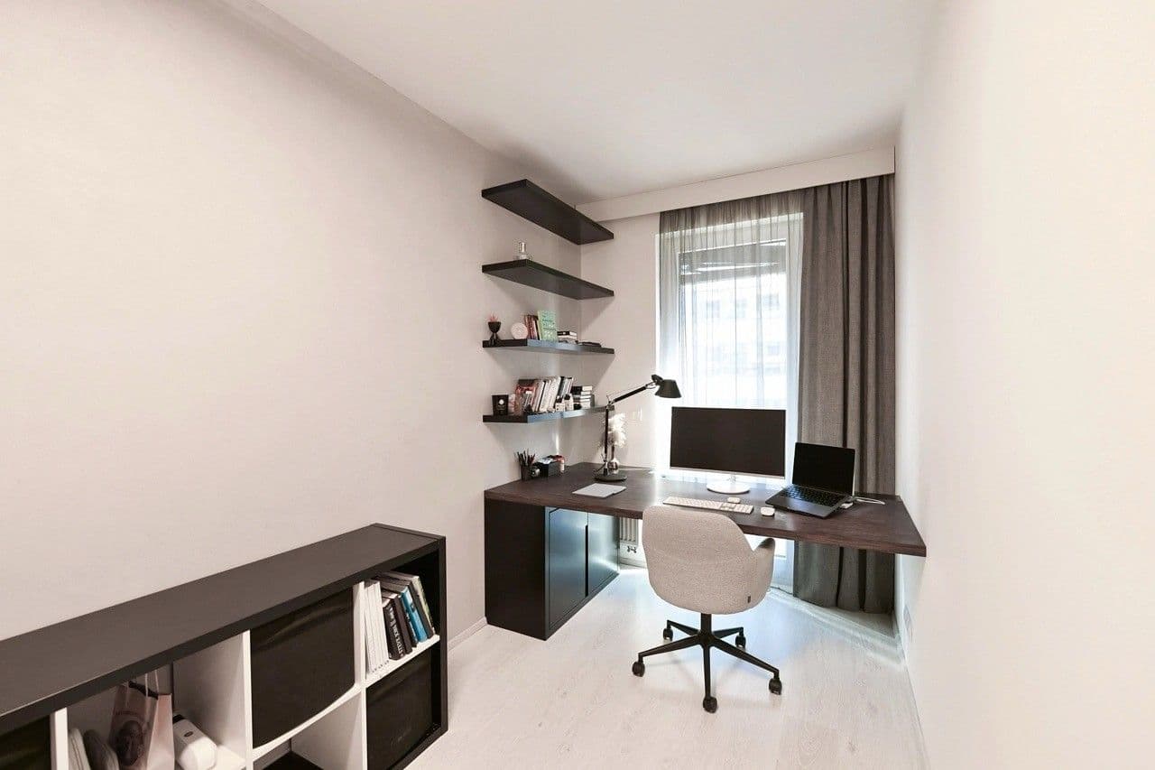 Prenájom bytu 3-izbový 83 m², Petržílkova, Praha, Praha Prenájom bytu 3-izbový 83 m², Petržílkova, Praha, Praha