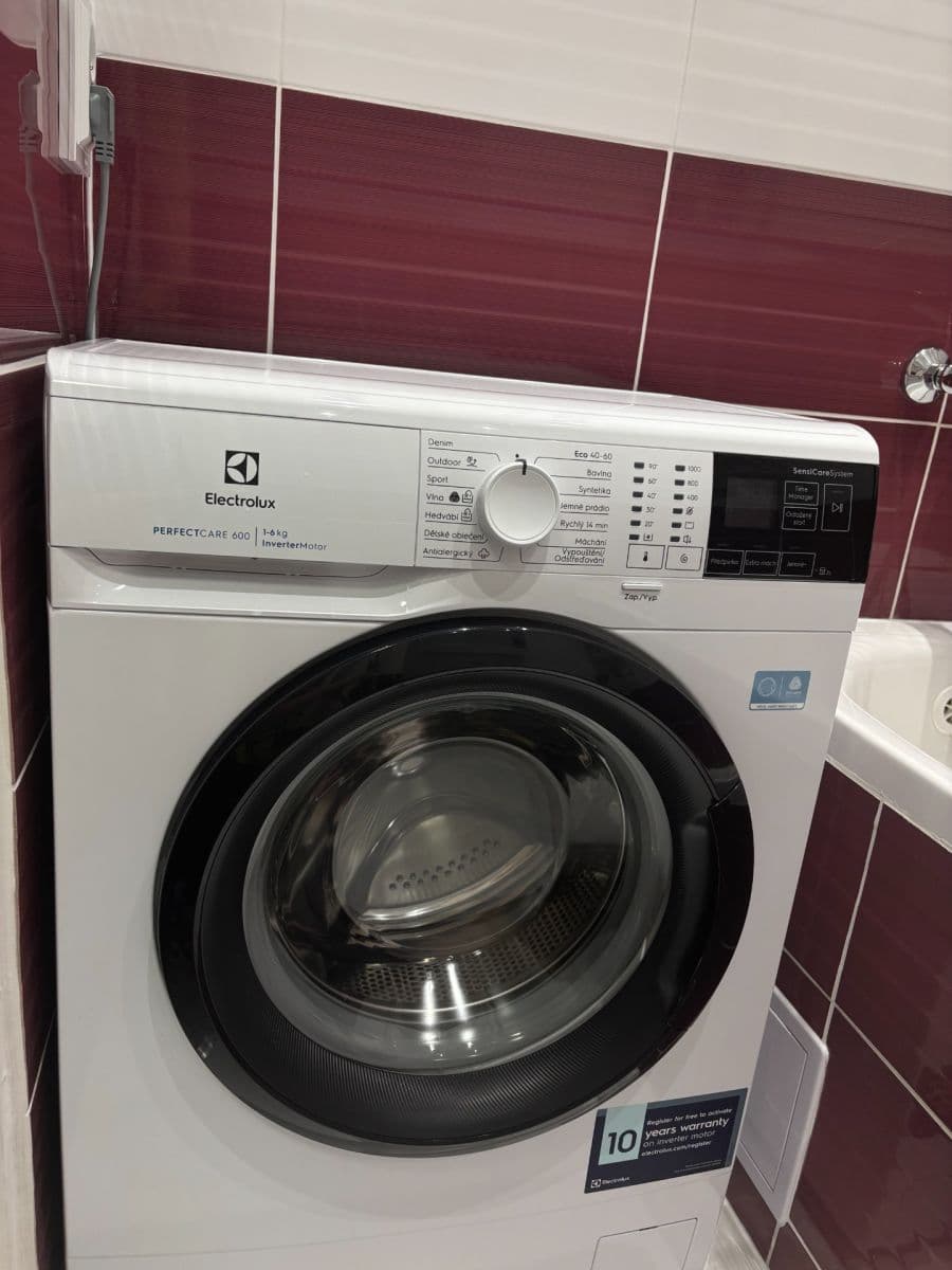 Prenájom bytu 2-izbový 54 m², Kosmonautů, Karviná, Moravskoslezský kraj Prenájom bytu 2-izbový 54 m², Kosmonautů, Karviná, Moravskoslezský kraj