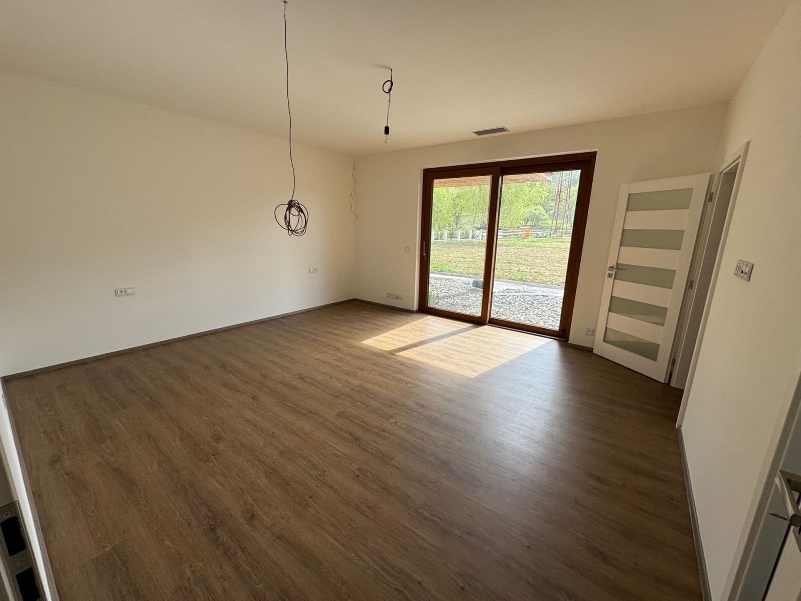 Prenájom domu 296 m², pozemek 1.662 m², Kunice, Středočeský kraj Prenájom domu 296 m², pozemek 1.662 m², Kunice, Středočeský kraj