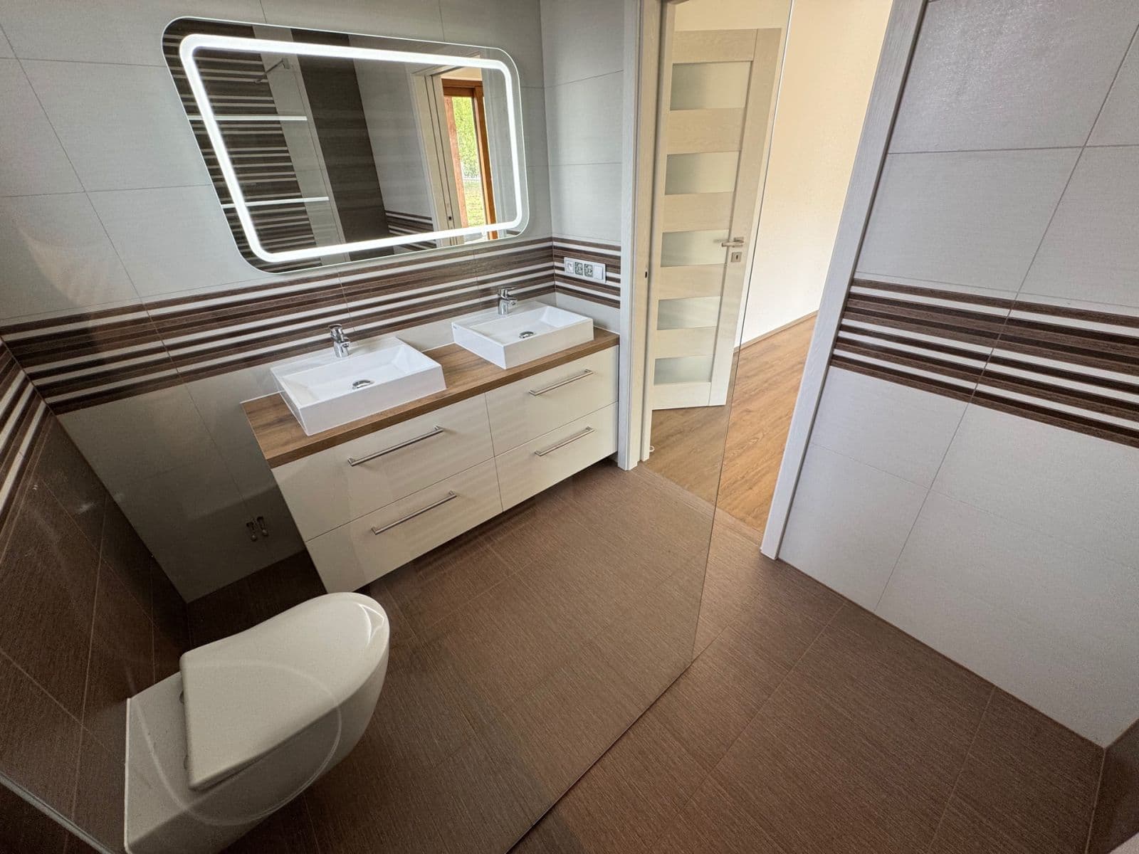 Prenájom domu 296 m², pozemek 1.662 m², Kunice, Středočeský kraj Prenájom domu 296 m², pozemek 1.662 m², Kunice, Středočeský kraj