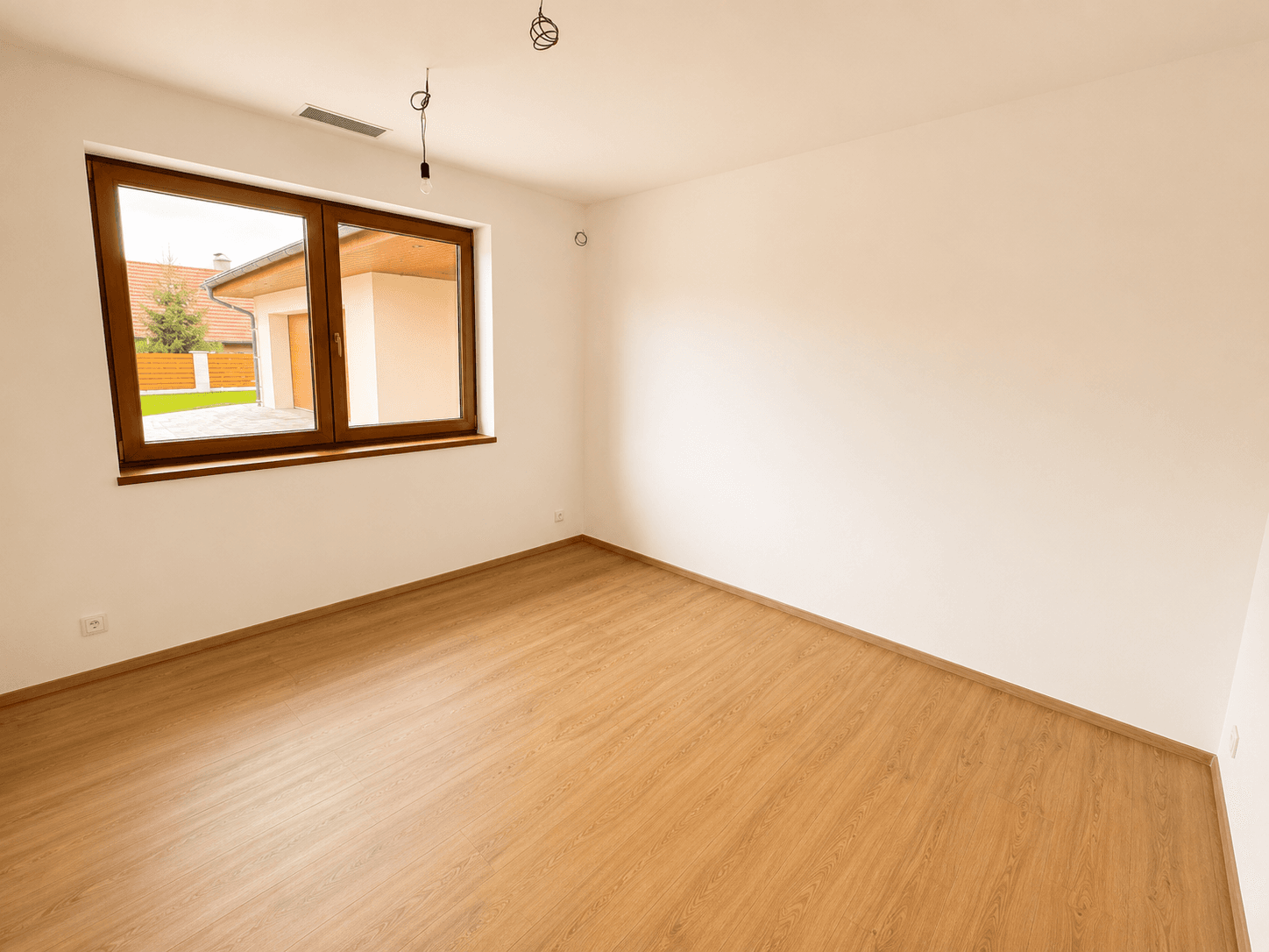 Prenájom domu 296 m², pozemek 1.662 m², Kunice, Středočeský kraj Prenájom domu 296 m², pozemek 1.662 m², Kunice, Středočeský kraj