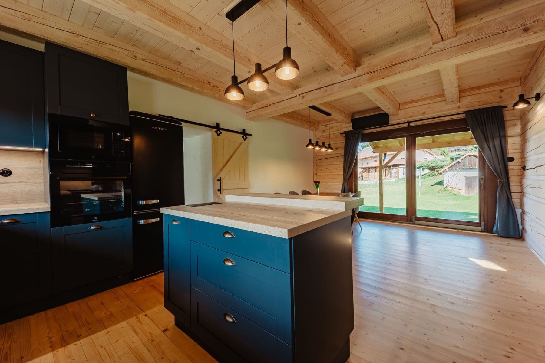 Predaj domu 425 m², pozemek 1.451 m², Lužany, Královéhradecký kraj Predaj domu 425 m², pozemek 1.451 m², Lužany, Královéhradecký kraj