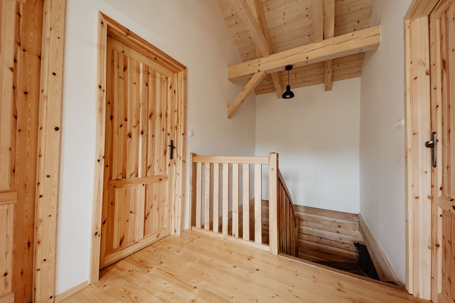 Predaj domu 425 m², pozemek 1.451 m², Lužany, Královéhradecký kraj Predaj domu 425 m², pozemek 1.451 m², Lužany, Královéhradecký kraj