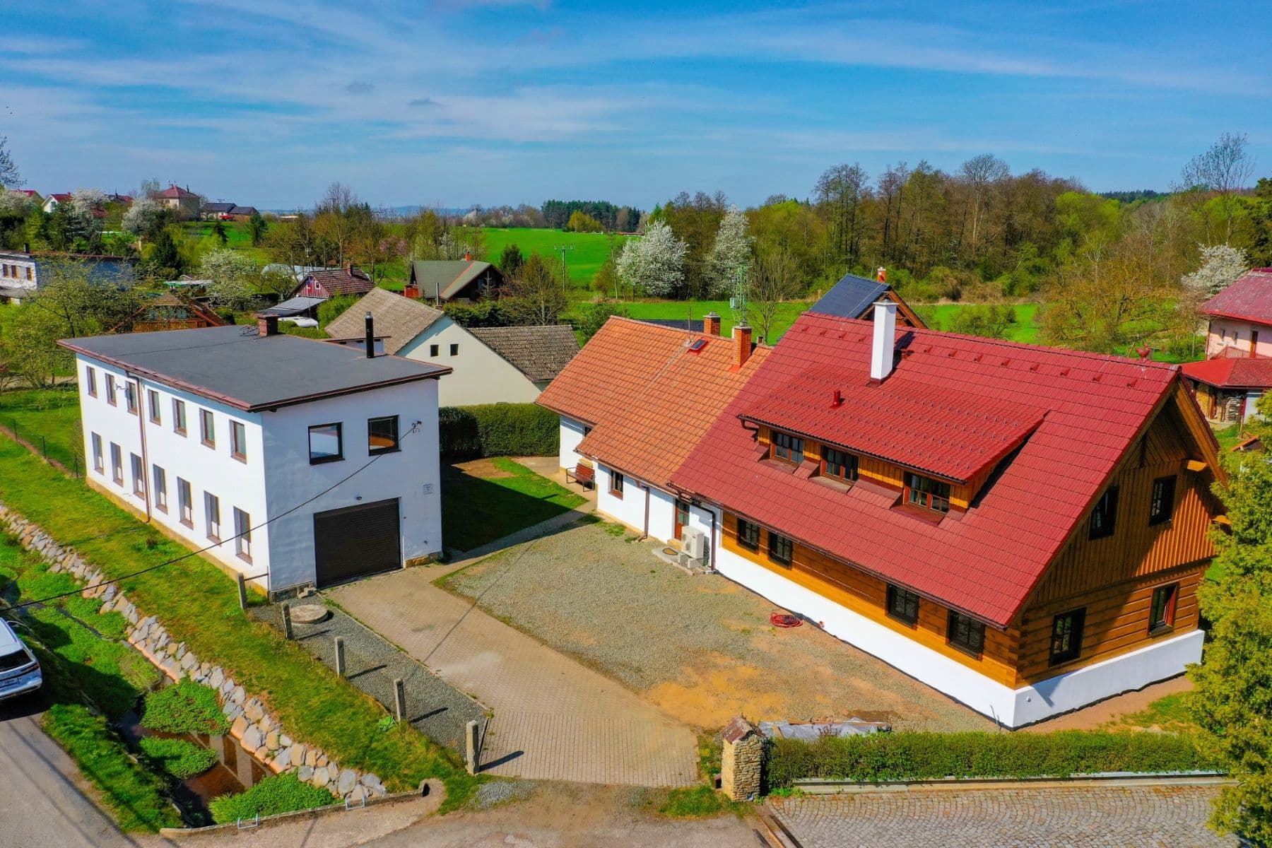 Predaj domu 425 m², pozemek 1.451 m², Lužany, Královéhradecký kraj Predaj domu 425 m², pozemek 1.451 m², Lužany, Královéhradecký kraj