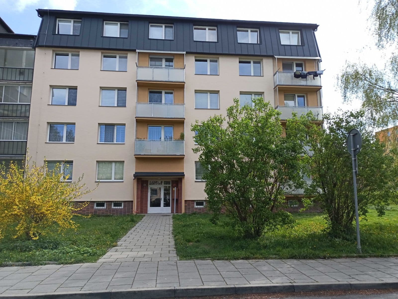 Prenájom bytu 3-izbový 71 m², Lazecká, Olomouc, Olomoucký kraj Prenájom bytu 3-izbový 71 m², Lazecká, Olomouc, Olomoucký kraj