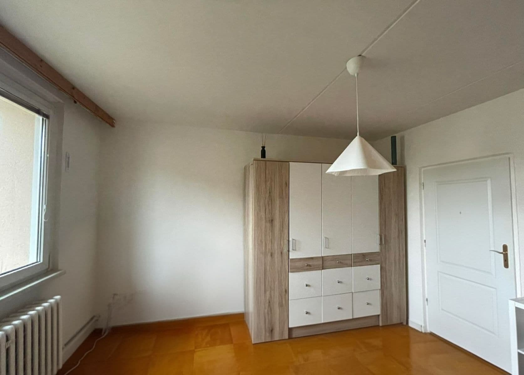 Prenájom bytu 3-izbový 71 m², Lazecká, Olomouc, Olomoucký kraj Prenájom bytu 3-izbový 71 m², Lazecká, Olomouc, Olomoucký kraj