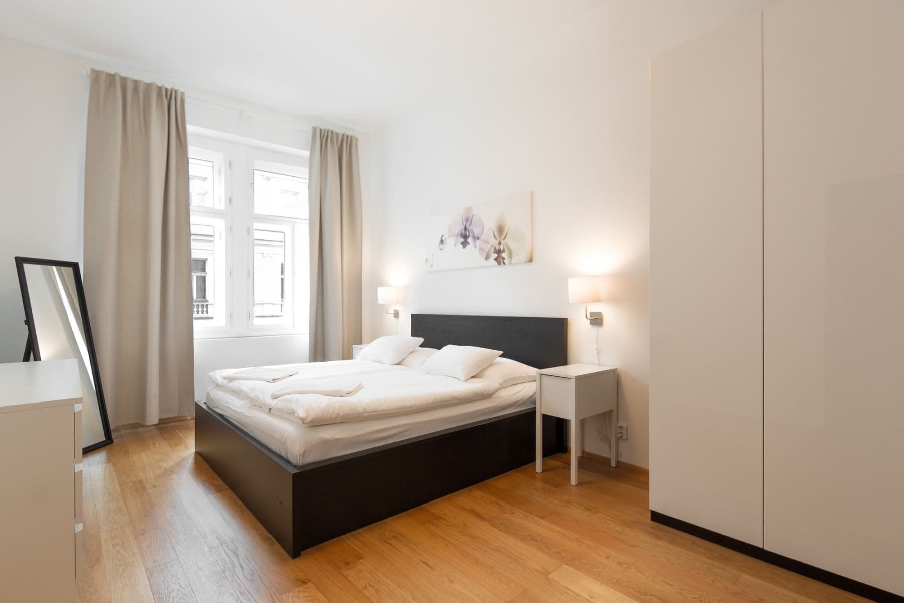 Prenájom bytu 60 m², Trojická, Praha, Praha Prenájom bytu 60 m², Trojická, Praha, Praha