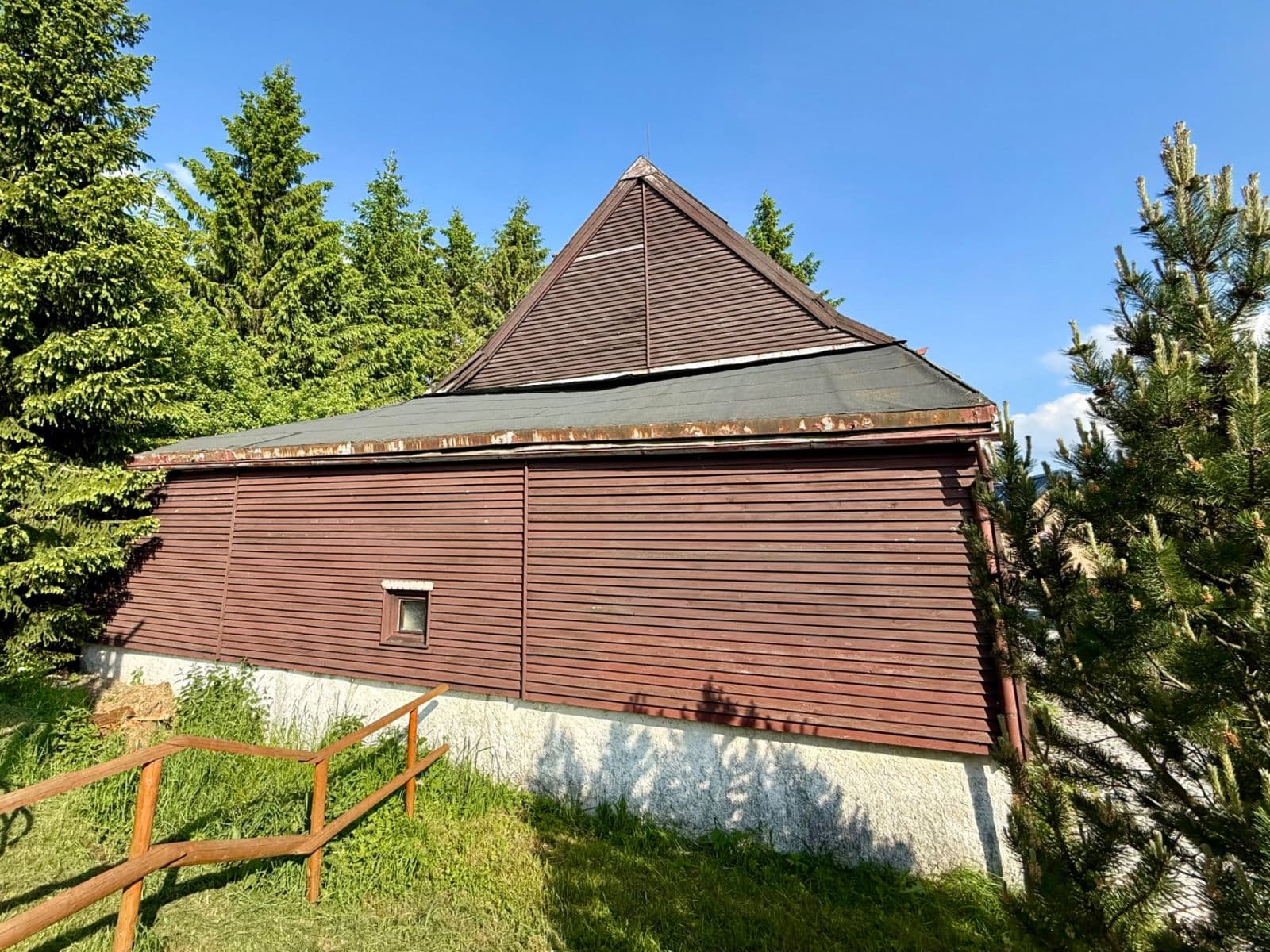 Predaj domu 189 m², pozemek 498 m², Boží Dar, Karlovarský kraj Predaj domu 189 m², pozemek 498 m², Boží Dar, Karlovarský kraj