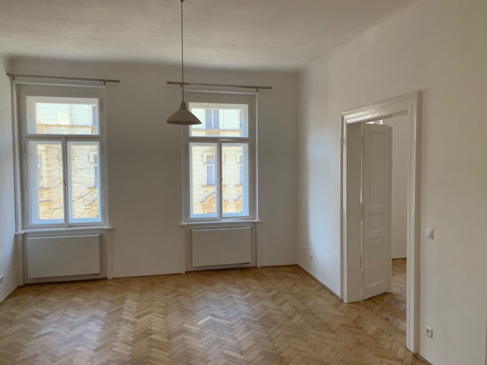 Prenájom bytu 2-izbový 92 m², Chodská, Praha, Praha Prenájom bytu 2-izbový 92 m², Chodská, Praha, Praha