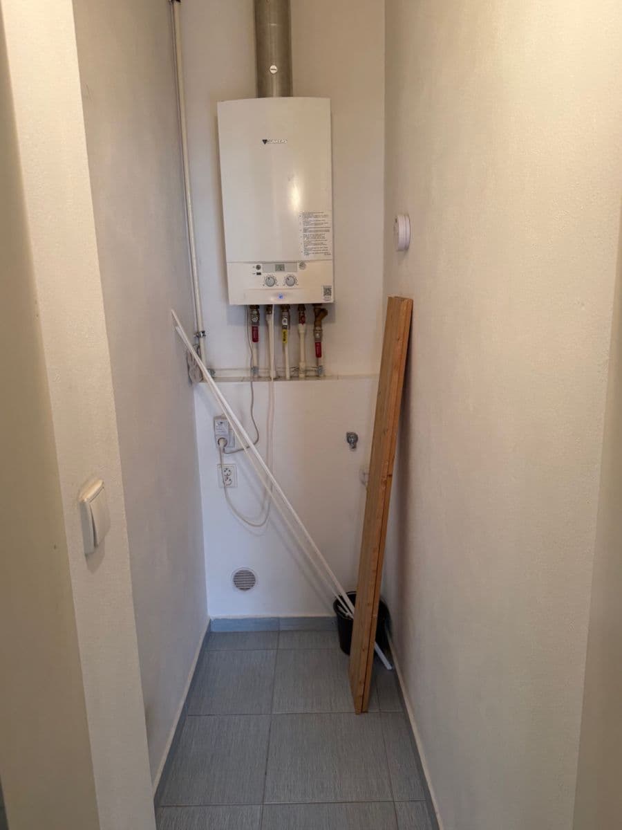 Prenájom bytu 2-izbový 92 m², Chodská, Praha, Praha Prenájom bytu 2-izbový 92 m², Chodská, Praha, Praha