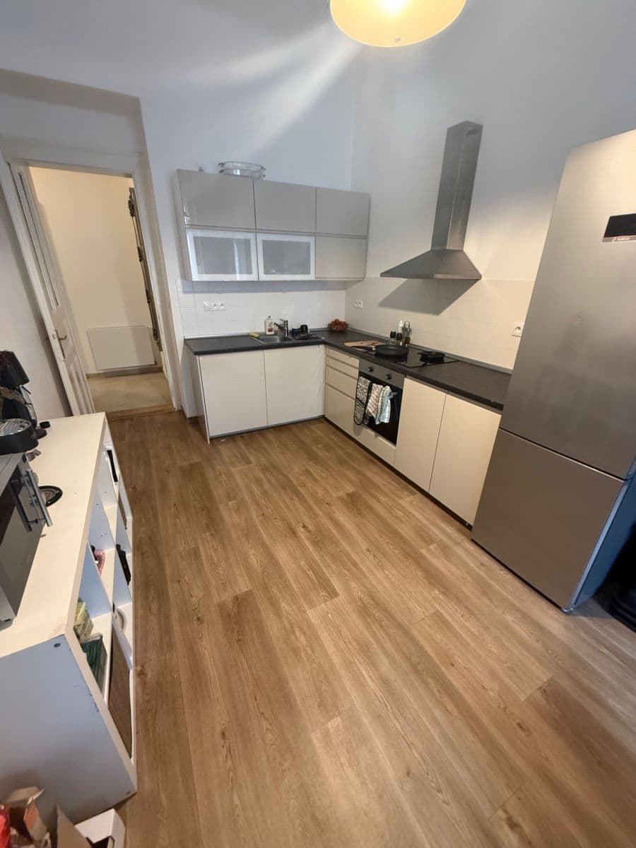 Prenájom bytu 2-izbový 92 m², Chodská, Praha, Praha Prenájom bytu 2-izbový 92 m², Chodská, Praha, Praha