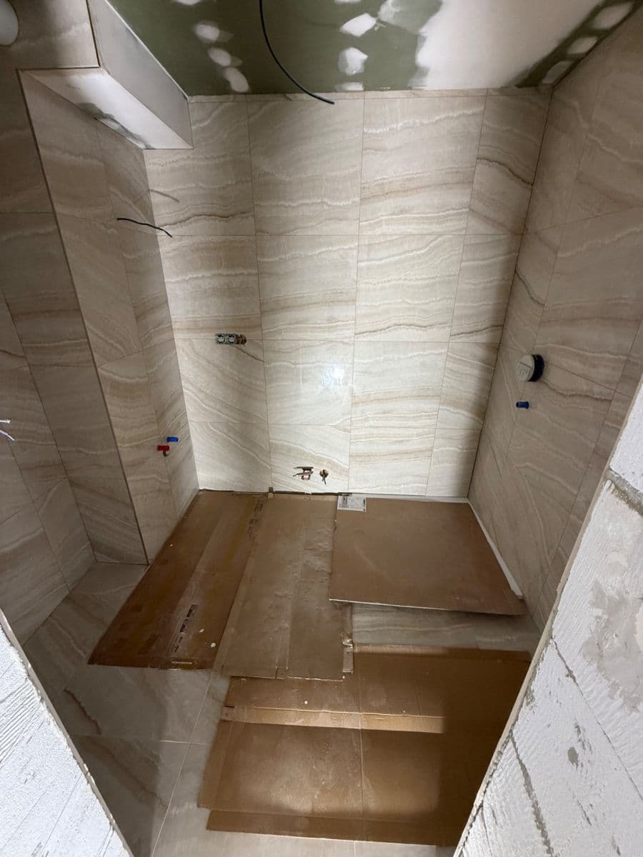 Prenájom bytu 2-izbový 87 m², Chodská, Praha, Praha Prenájom bytu 2-izbový 87 m², Chodská, Praha, Praha