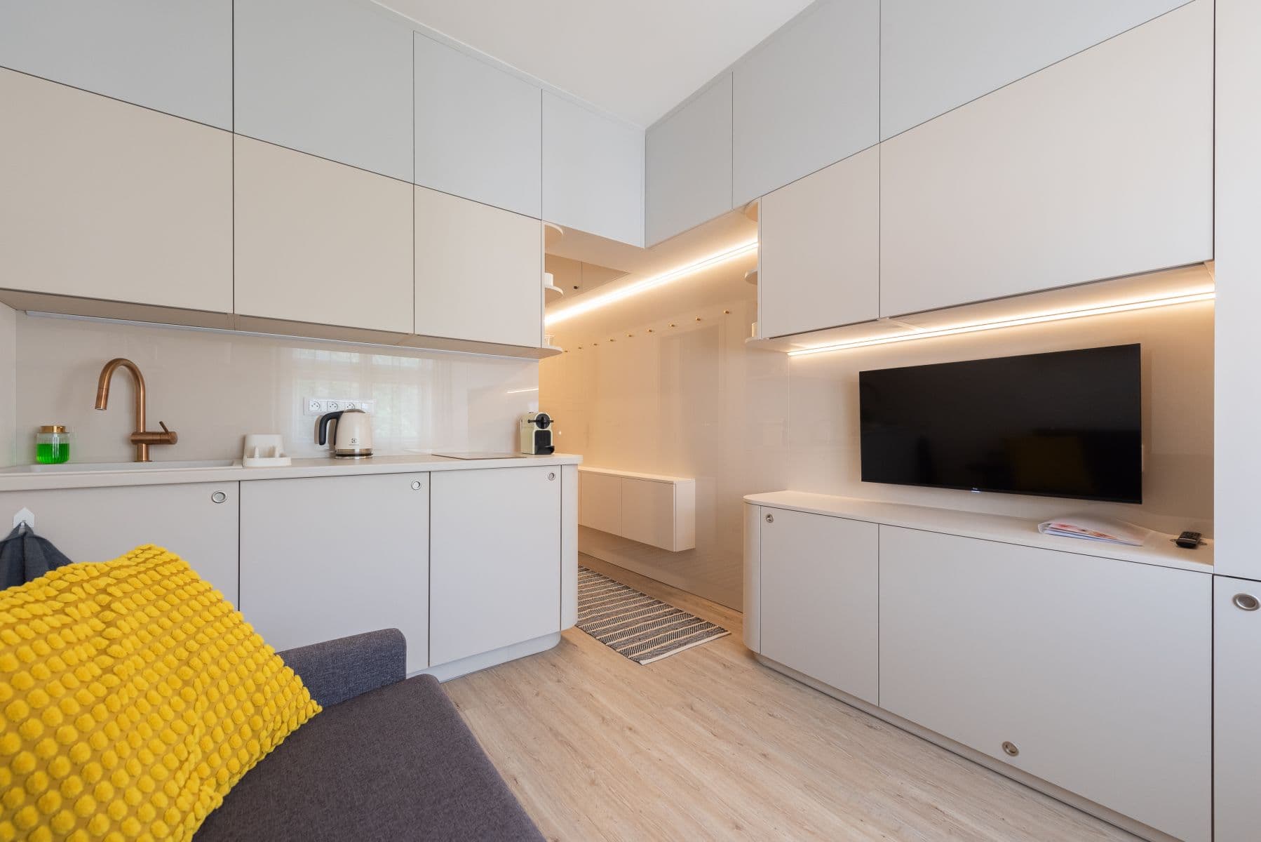 Prenájom bytu 28 m², Studentská, Praha, Praha Prenájom bytu 28 m², Studentská, Praha, Praha