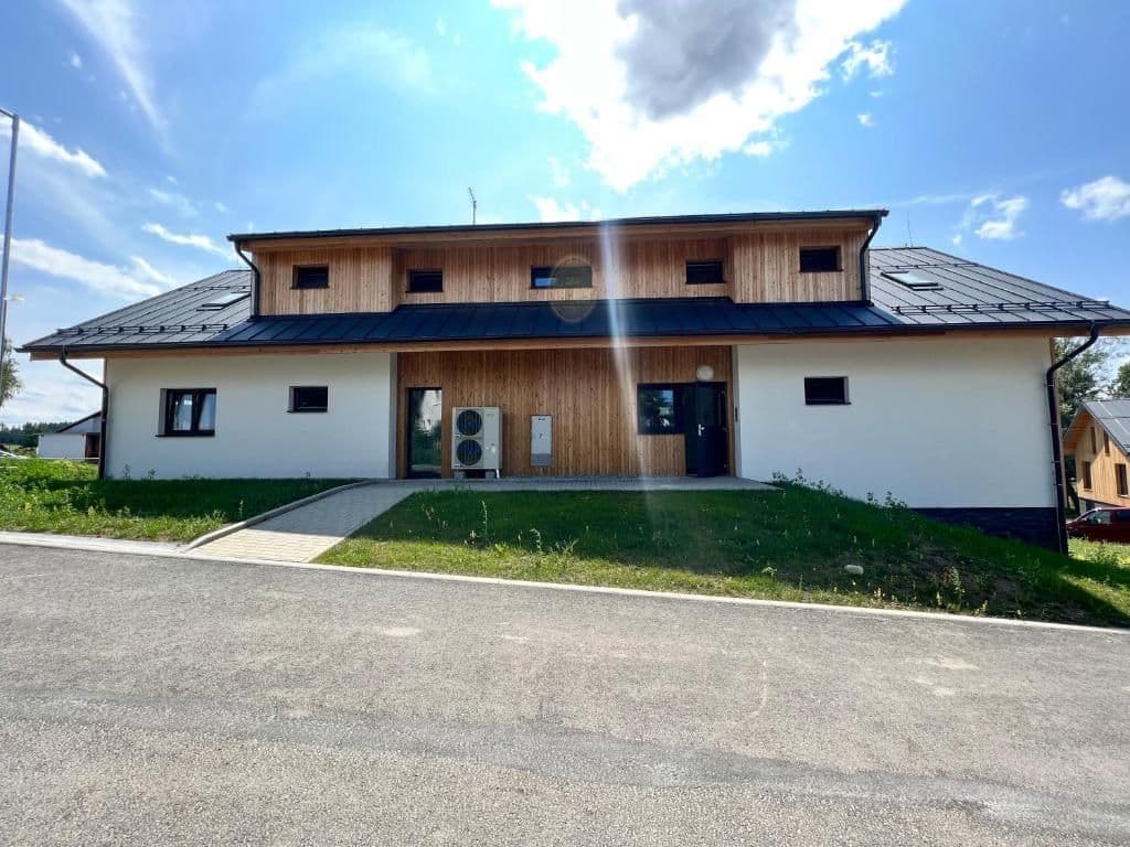 Predaj bytu 1-izbový 19 m², Černá v Pošumaví, Jihočeský kraj Predaj bytu 1-izbový 19 m², Černá v Pošumaví, Jihočeský kraj