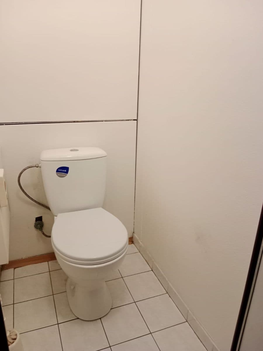 Prenájom bytu 1.080 m², Kutilova, Praha, Praha Prenájom bytu 1.080 m², Kutilova, Praha, Praha