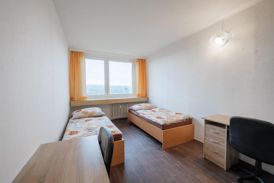 Prenájom bytu 1.080 m², Kutilova, Praha, Praha Prenájom bytu 1.080 m², Kutilova, Praha, Praha