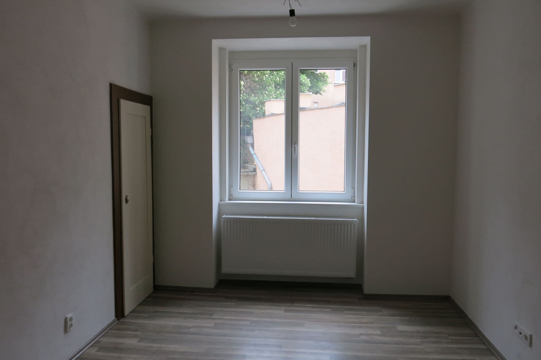 Prenájom bytu 1-izbový 28 m², Na Hutích, Praha, Praha Prenájom bytu 1-izbový 28 m², Na Hutích, Praha, Praha
