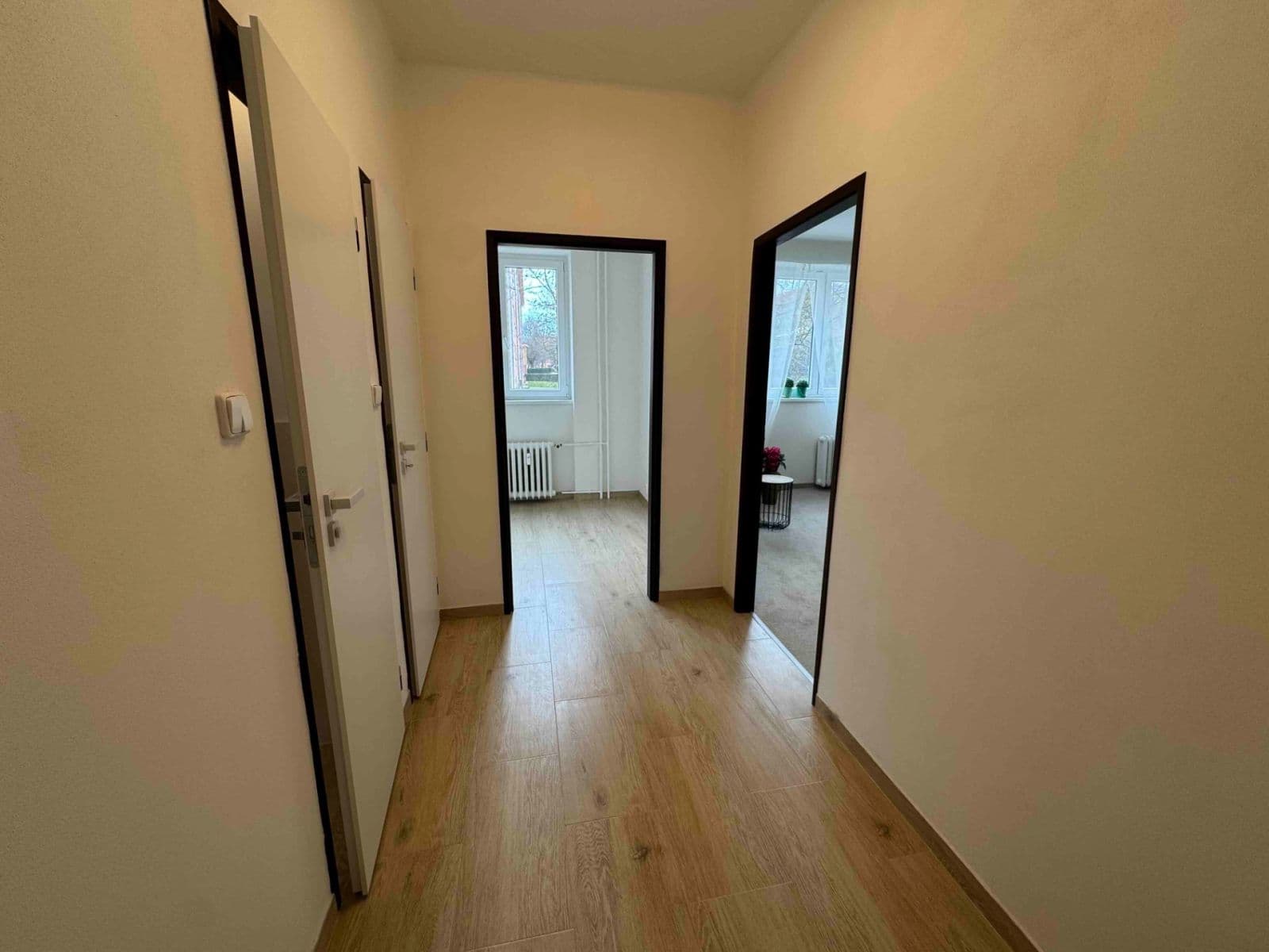 Prenájom bytu 1-izbový 40 m², Marie Pujmanové, Most, Ústecký kraj Prenájom bytu 1-izbový 40 m², Marie Pujmanové, Most, Ústecký kraj