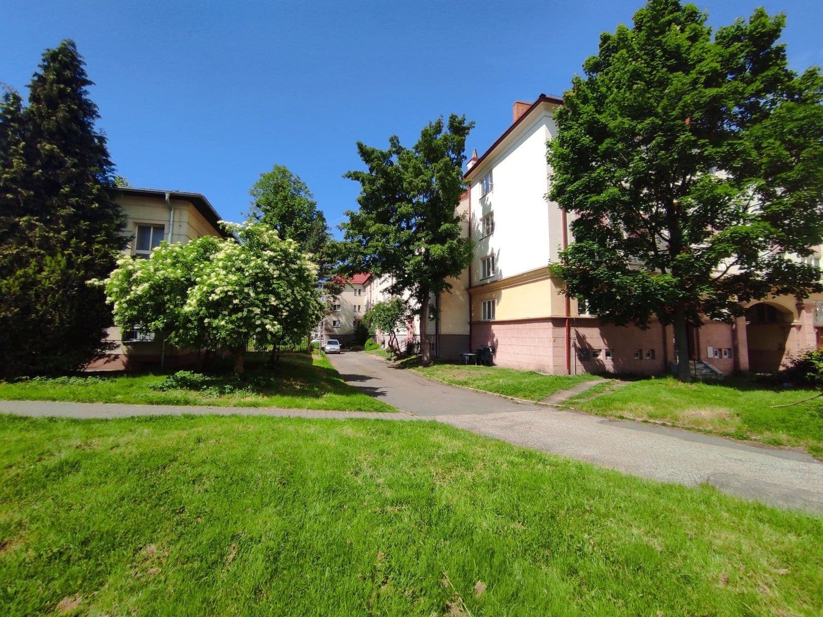 Prenájom bytu 2-izbový 52 m², nám. Budovatelů, Karviná, Moravskoslezský kraj Prenájom bytu 2-izbový 52 m², nám. Budovatelů, Karviná, Moravskoslezský kraj