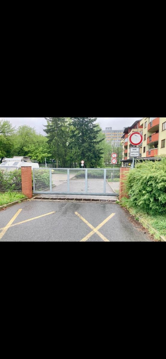 Prenájom garáže 21 m², Ústavní, Praha, Praha Prenájom garáže 21 m², Ústavní, Praha, Praha