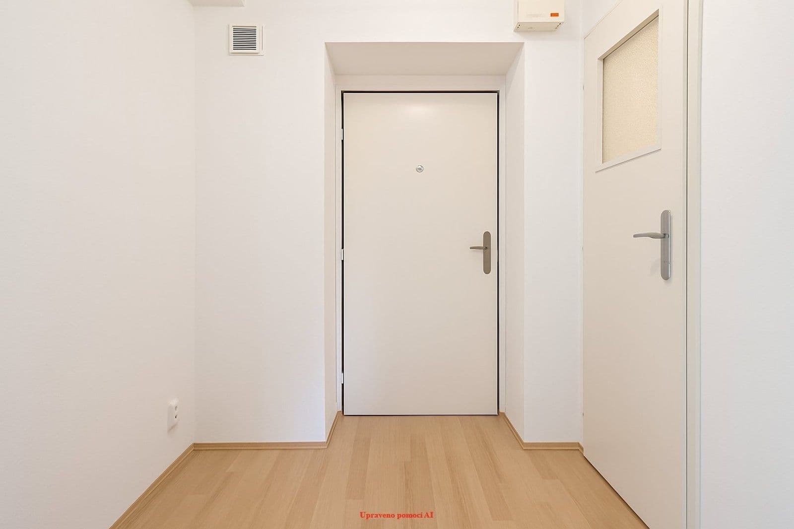 Prenájom bytu 1-izbový 27 m², Slovenského národního povstání, Havířov, Moravskoslezský kraj Prenájom bytu 1-izbový 27 m², Slovenského národního povstání, Havířov, Moravskoslezský kraj