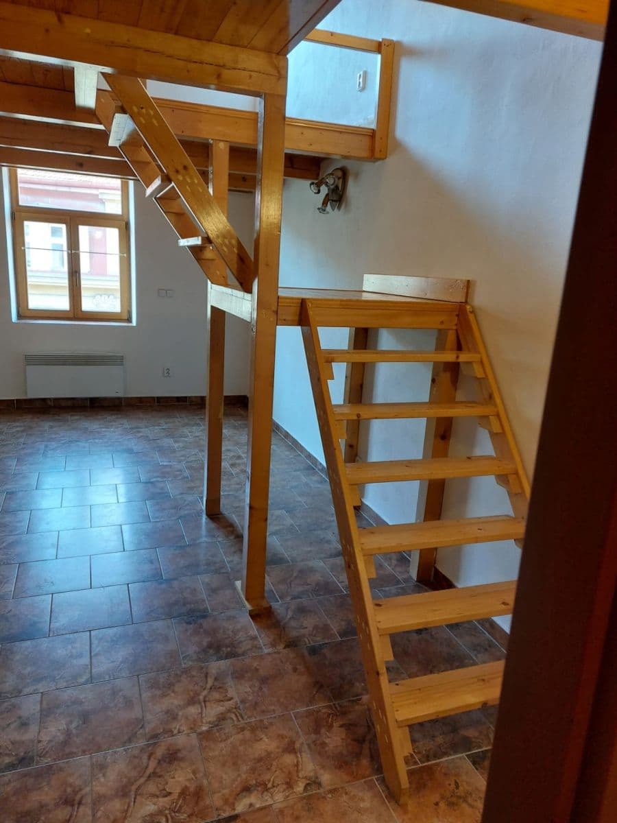 Prenájom bytu 2-izbový 56 m², Plzeňská, Praha, Praha Prenájom bytu 2-izbový 56 m², Plzeňská, Praha, Praha