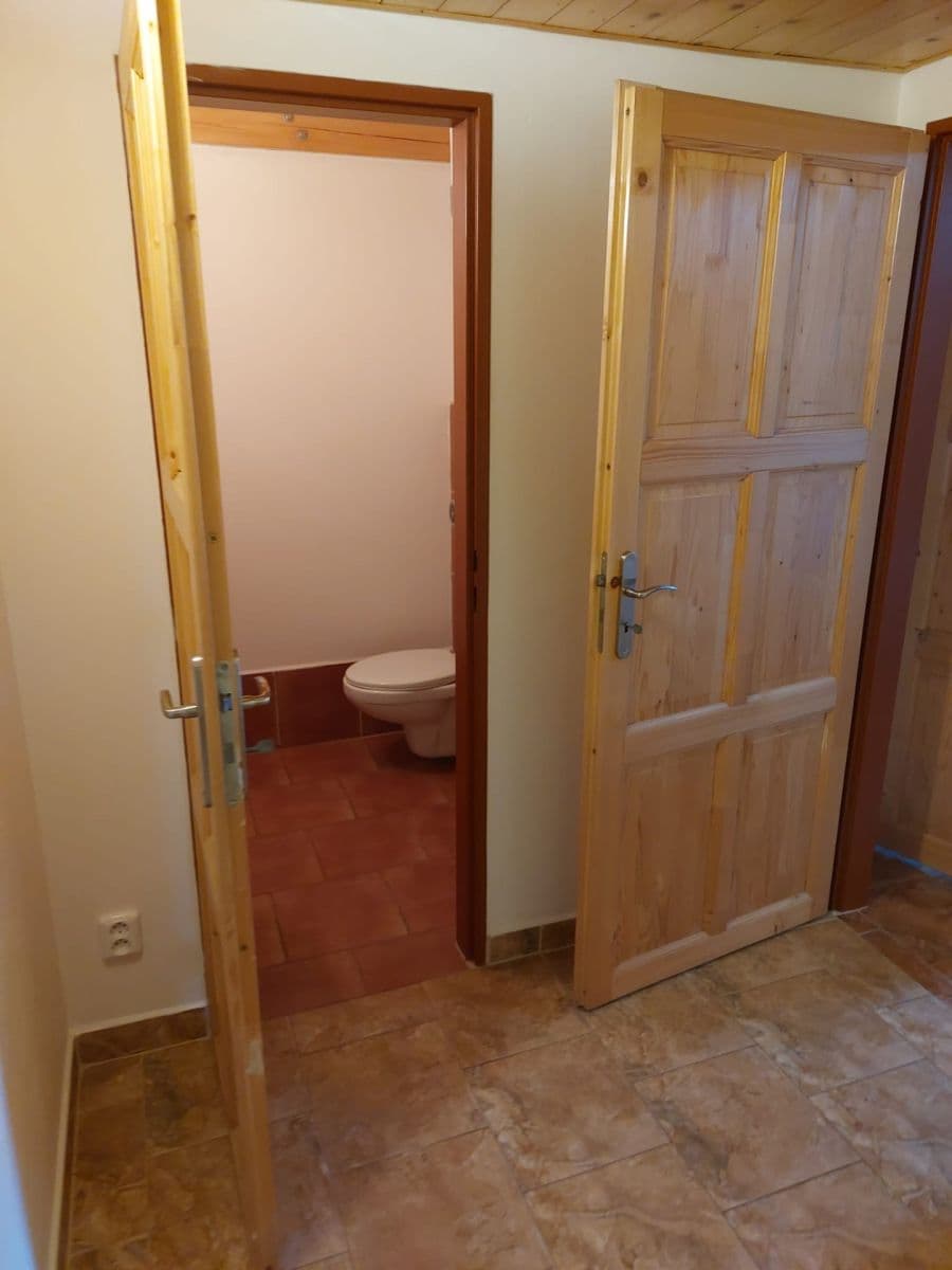 Prenájom bytu 2-izbový 56 m², Plzeňská, Praha, Praha Prenájom bytu 2-izbový 56 m², Plzeňská, Praha, Praha