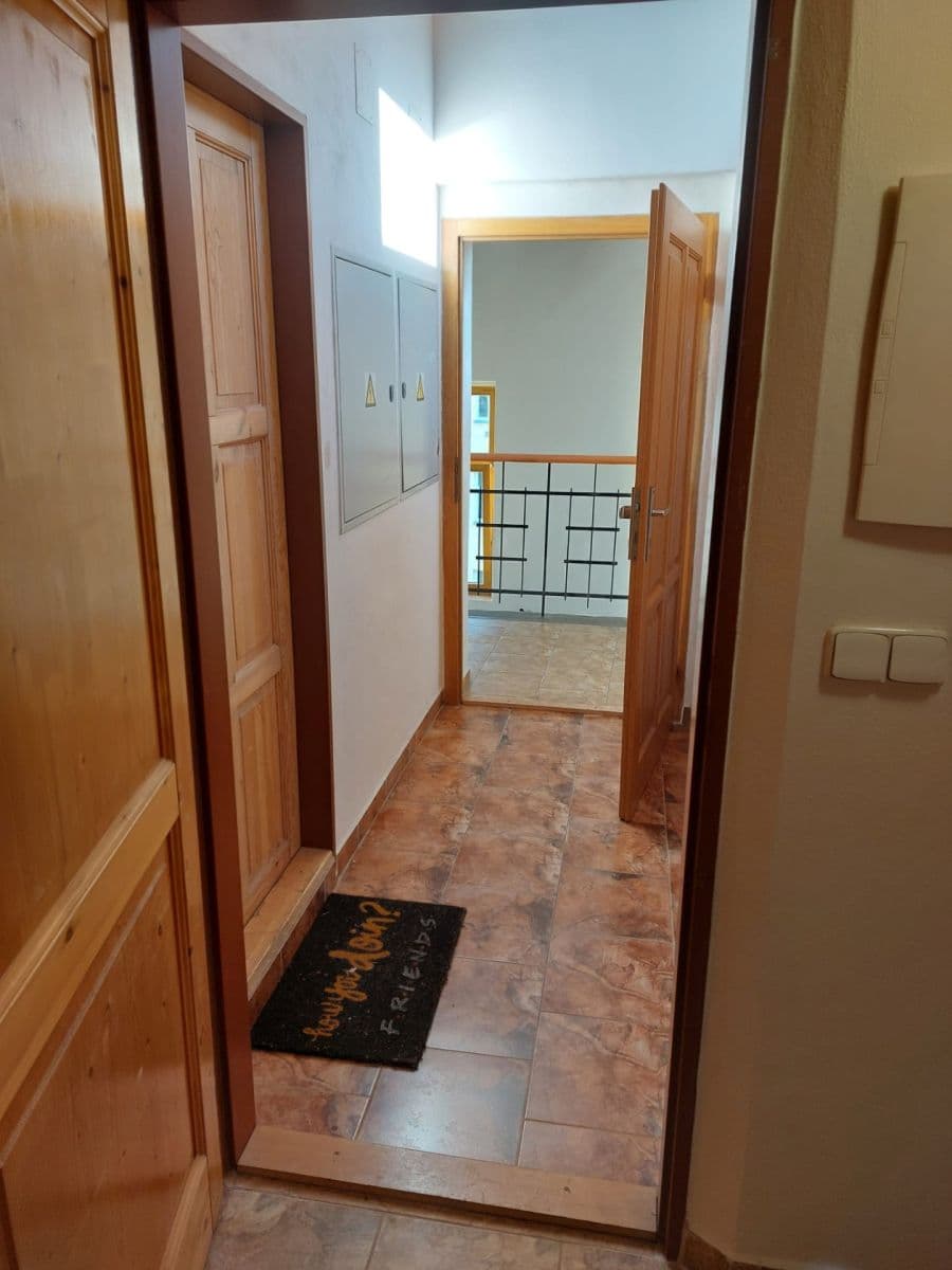 Prenájom bytu 2-izbový 56 m², Plzeňská, Praha, Praha Prenájom bytu 2-izbový 56 m², Plzeňská, Praha, Praha