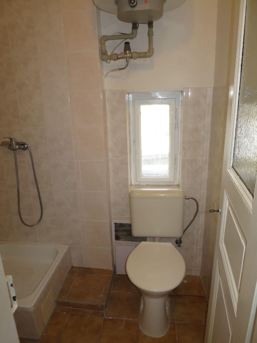 Prenájom bytu 2-izbový 42 m², U Papírny, Praha, Praha Prenájom bytu 2-izbový 42 m², U Papírny, Praha, Praha