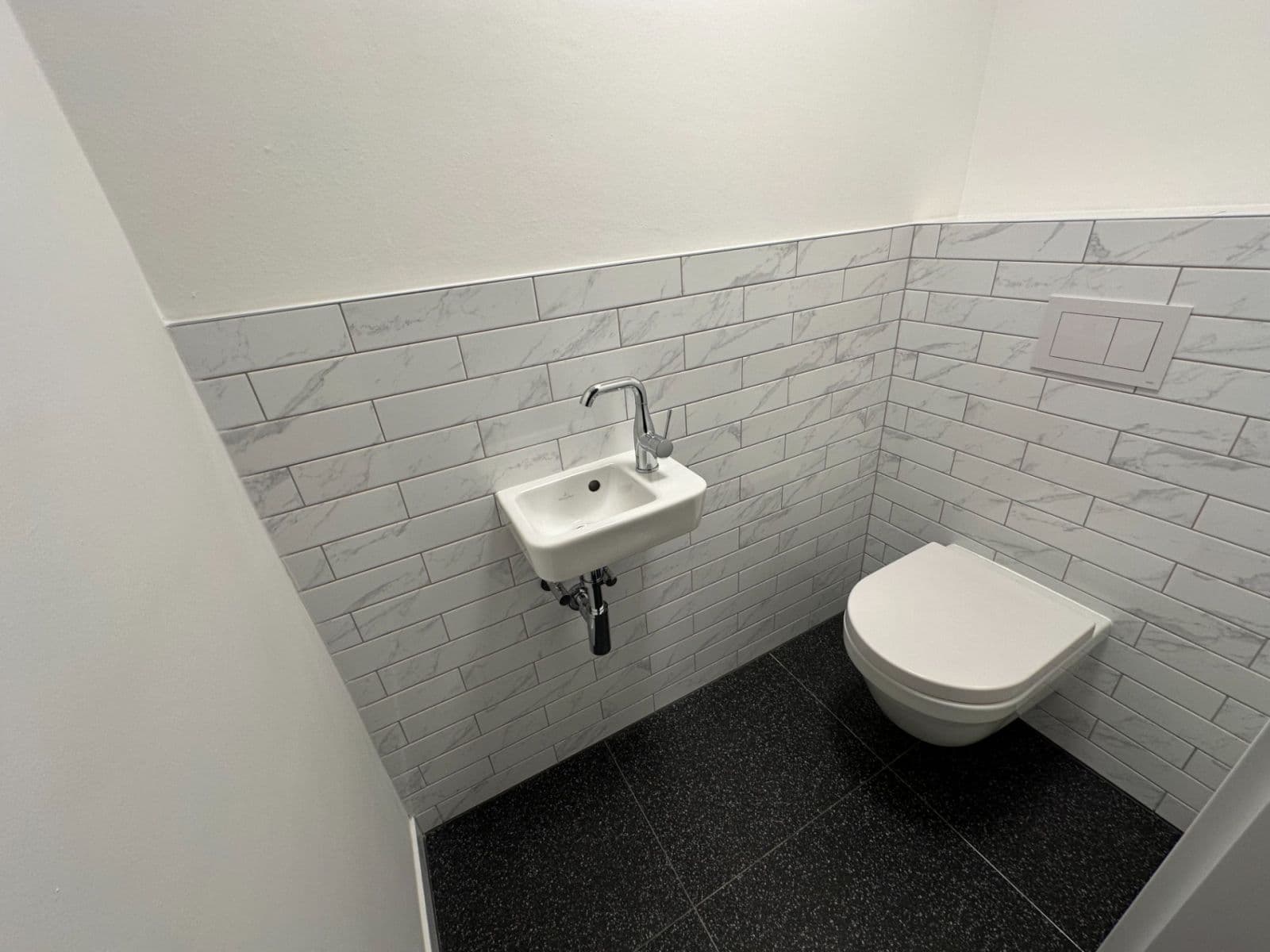 Prenájom bytu 2-izbový 47 m², Sokolovská, Praha, Praha Prenájom bytu 2-izbový 47 m², Sokolovská, Praha, Praha