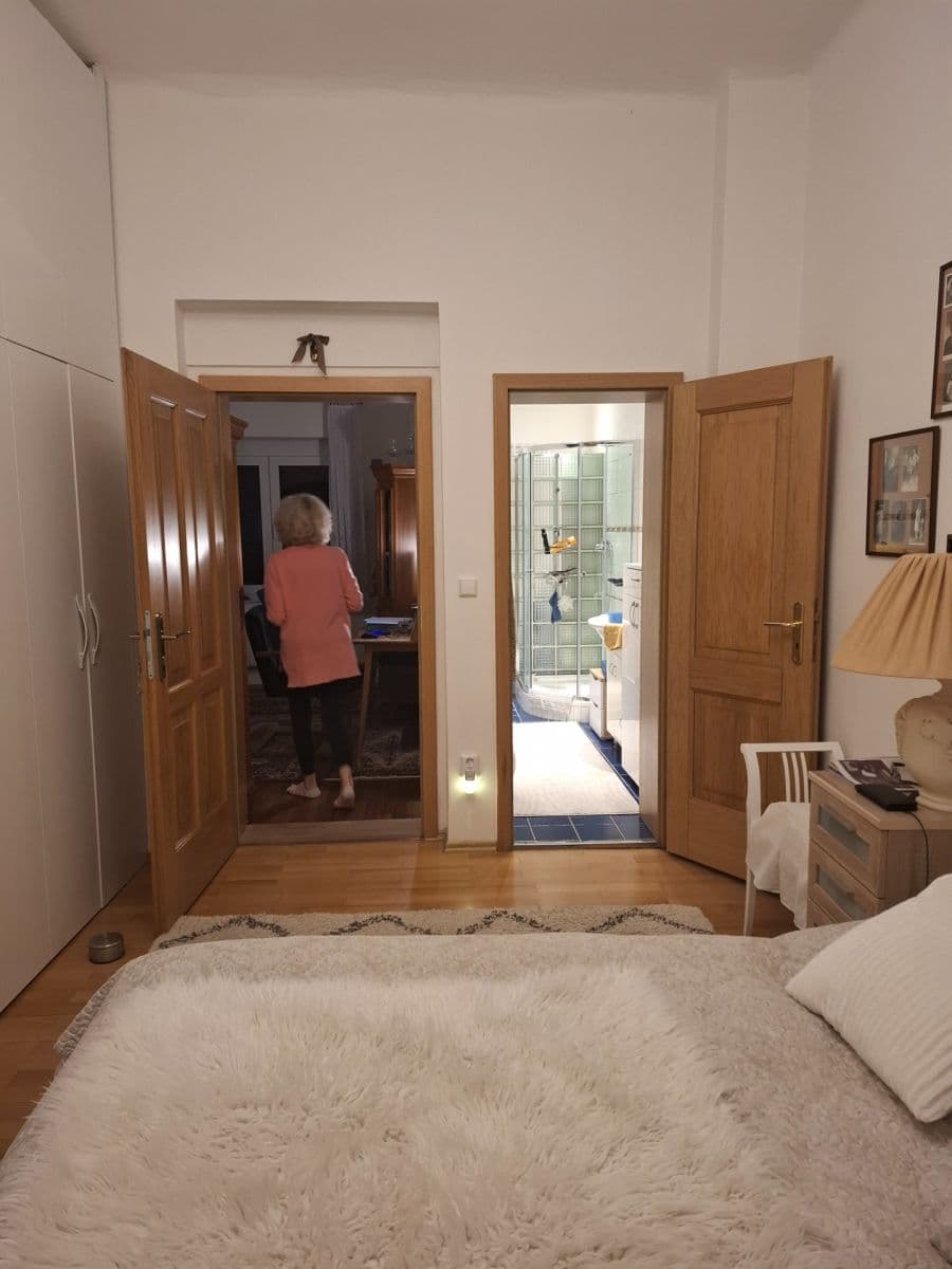 Predaj domu 250 m², pozemek 600 m², Pod Žvahovem, Praha, Praha Predaj domu 250 m², pozemek 600 m², Pod Žvahovem, Praha, Praha