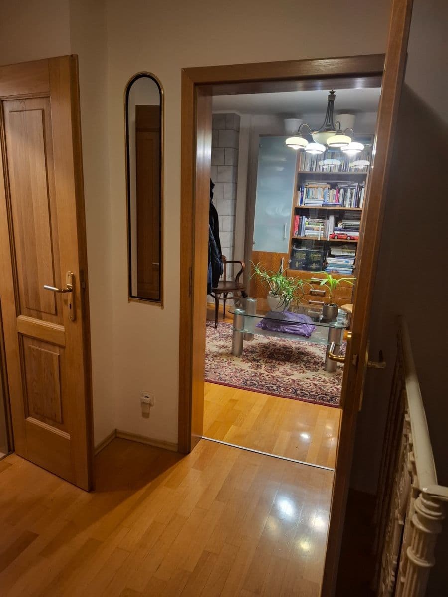 Predaj domu 250 m², pozemek 600 m², Pod Žvahovem, Praha, Praha Predaj domu 250 m², pozemek 600 m², Pod Žvahovem, Praha, Praha