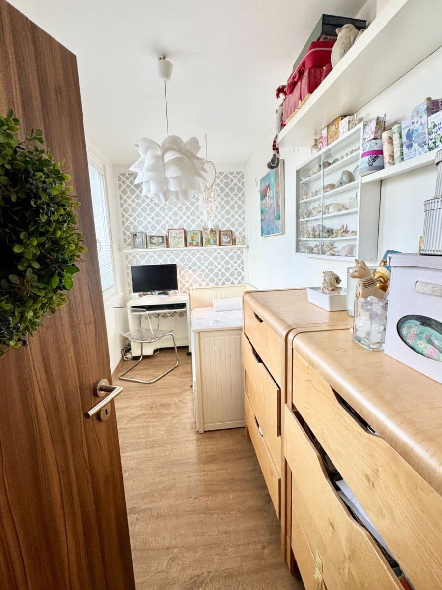 Predaj bytu 3-izbový 77 m², Volutová, Praha, Praha Predaj bytu 3-izbový 77 m², Volutová, Praha, Praha