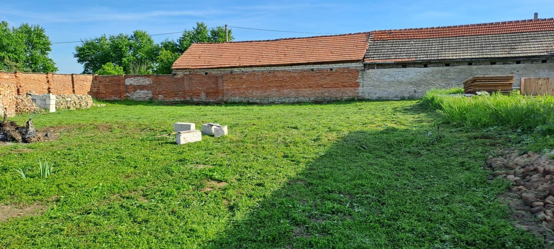 Predaj pozemku 977 m², Zálezlice, Středočeský kraj Predaj pozemku 977 m², Zálezlice, Středočeský kraj