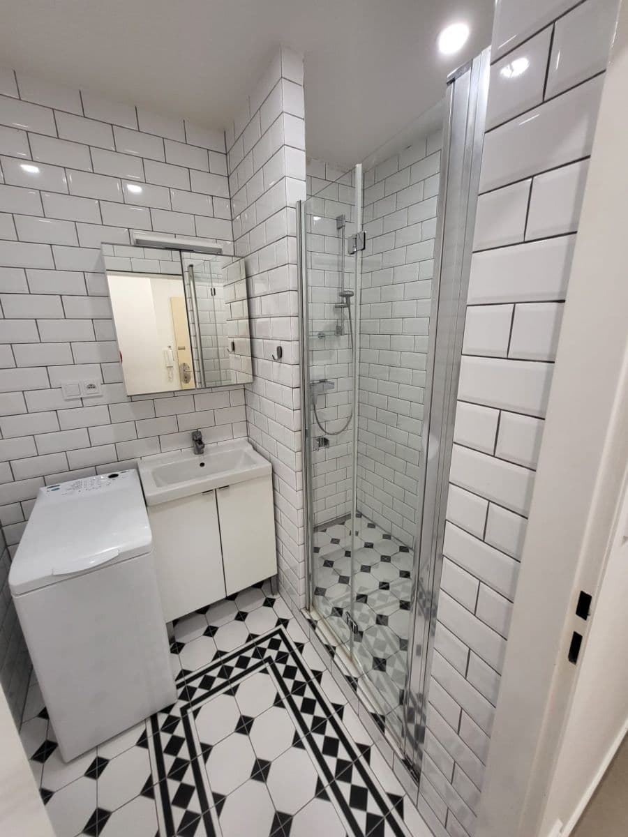 Prenájom bytu 2-izbový 53 m², Šumperská, Praha, Praha Prenájom bytu 2-izbový 53 m², Šumperská, Praha, Praha