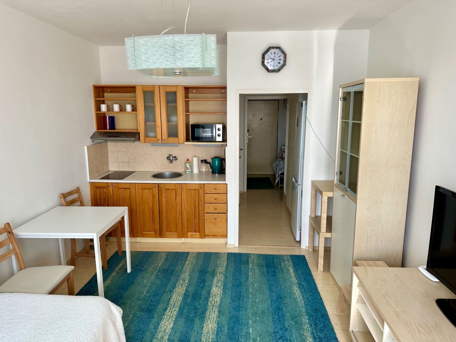 Prenájom bytu 1-izbový 28 m², Nad Lesním divadlem, Praha, Praha Prenájom bytu 1-izbový 28 m², Nad Lesním divadlem, Praha, Praha