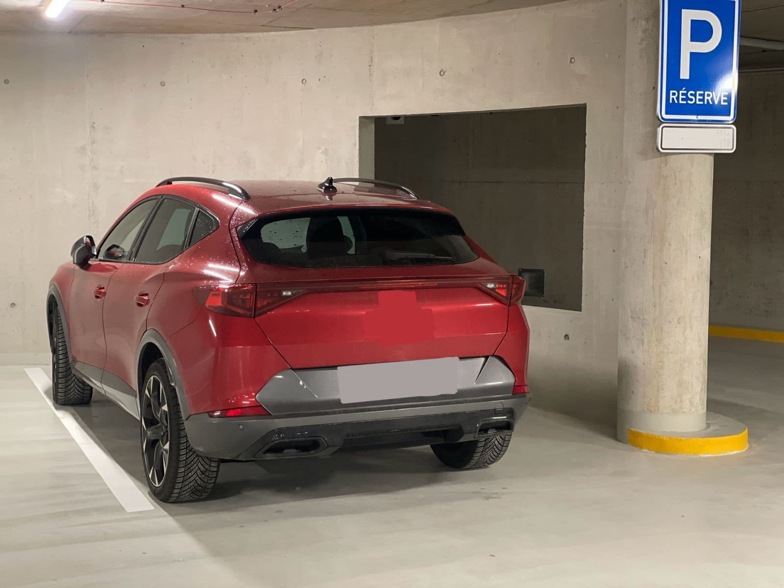 Prenájom garáže 12 m², Opuštěná, Brno, Jihomoravský kraj Prenájom garáže 12 m², Opuštěná, Brno, Jihomoravský kraj